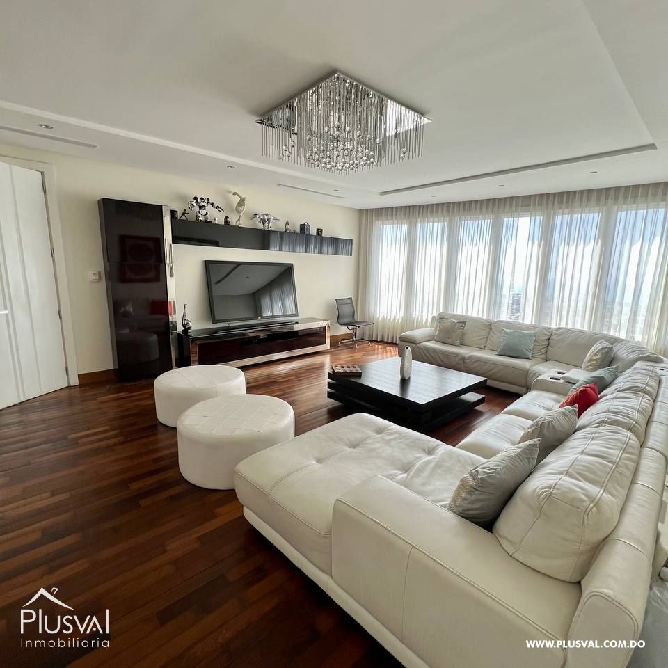 Apartamento   en Venta con una Vista Espectacular en Los Cacicazgos 344922