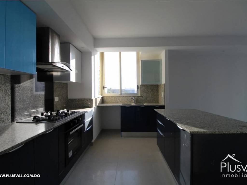 Apartamento en alquiler en Evaristo Morales 81343