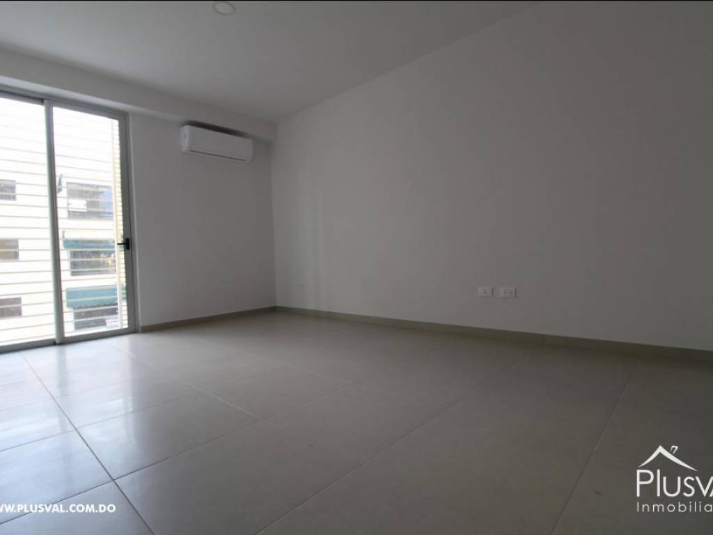 Apartamento en alquiler en Evaristo Morales 81349