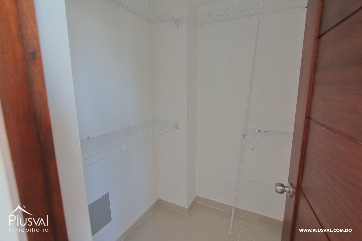Alquiler Apartamento 1 Habitación + Estudio en Evaristo Morales 135260