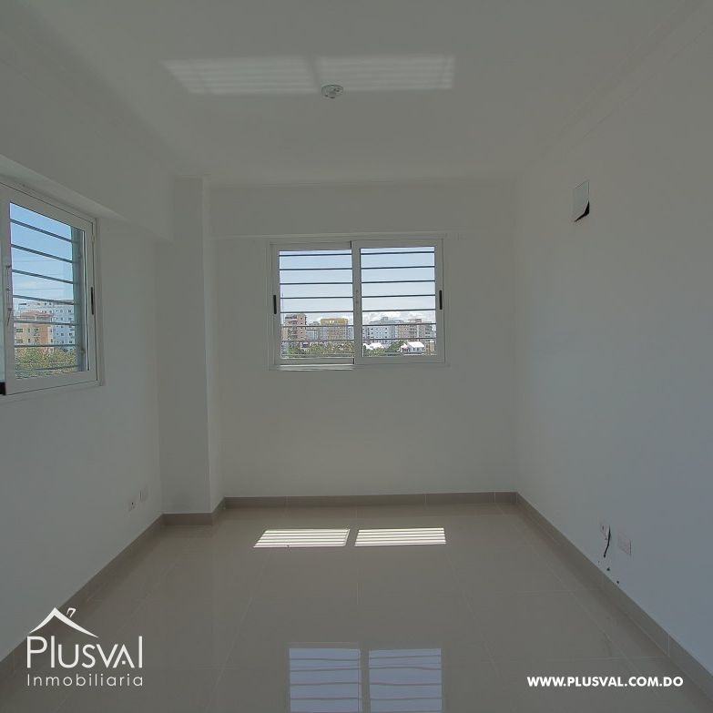 Alquiler Apartamento 1 Habitación + Estudio en Evaristo Morales 135262