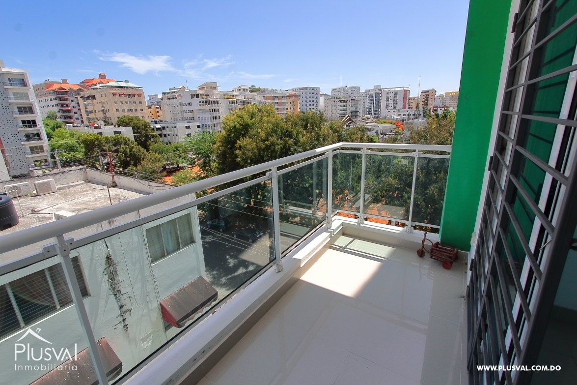 Alquiler Apartamento 1 Habitación + Estudio en Evaristo Morales 135264