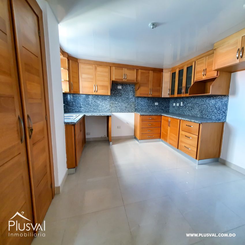 PentHouse en alquiler en buena zona de Naco 157370