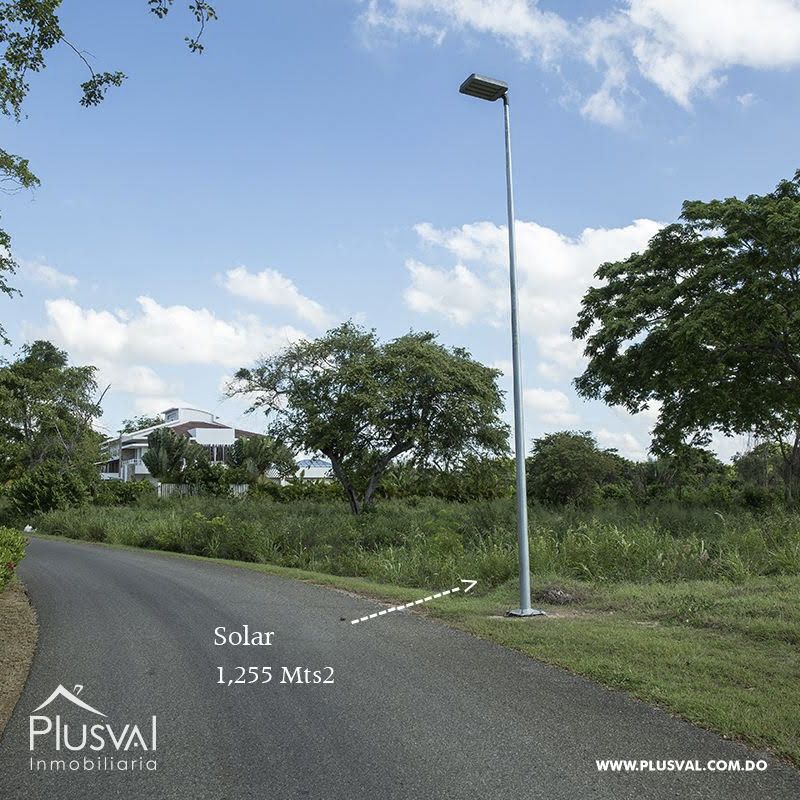 Amplio Solar en Juan Dolio dentro de complejo Turístico en pleno desarrollo 143125