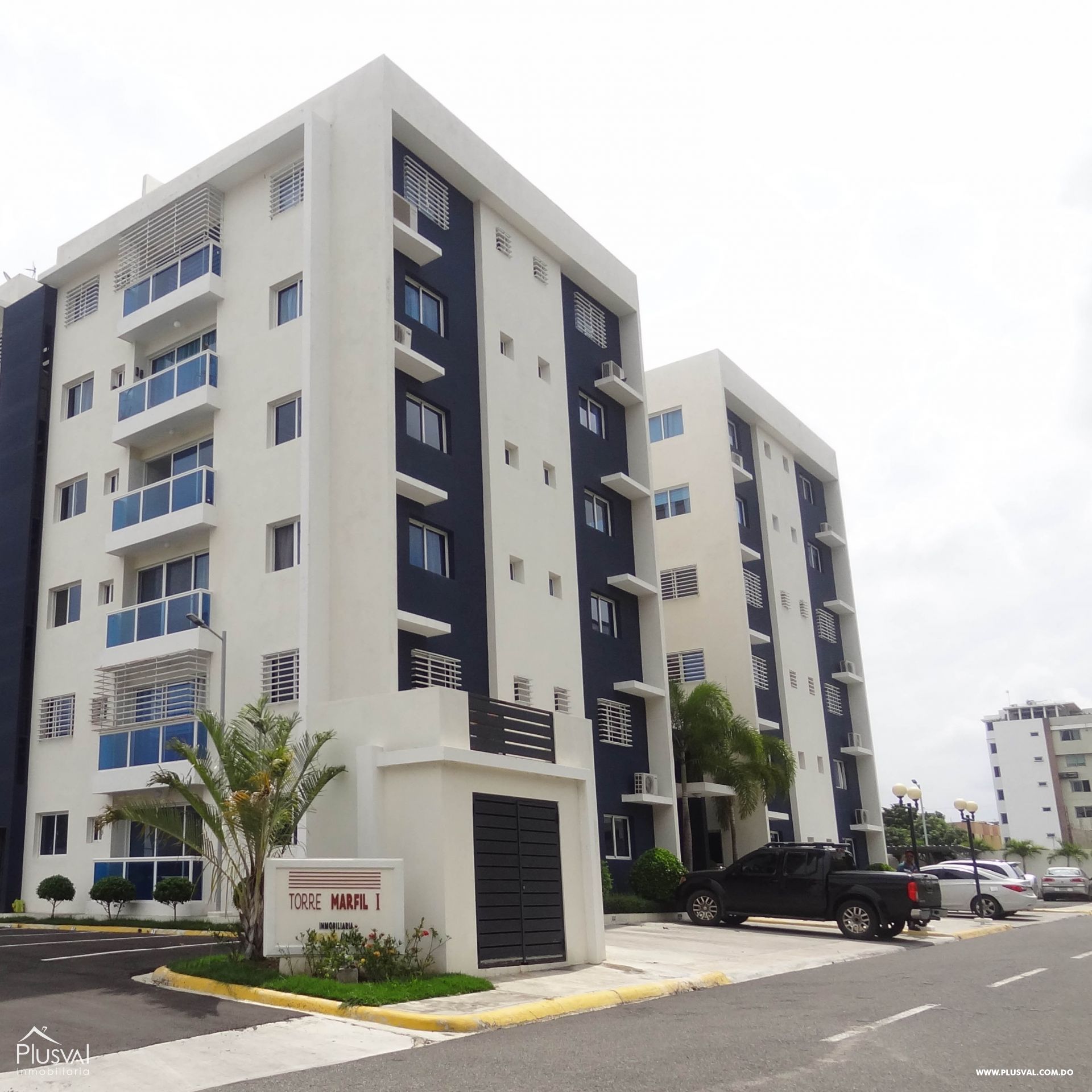 Amplio Apartamento en Venta en Proyecto Privado 387925