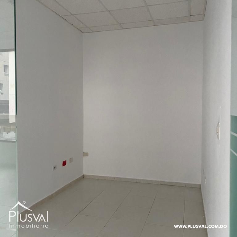 Local en alquiler en Evaristo Morales. 146126