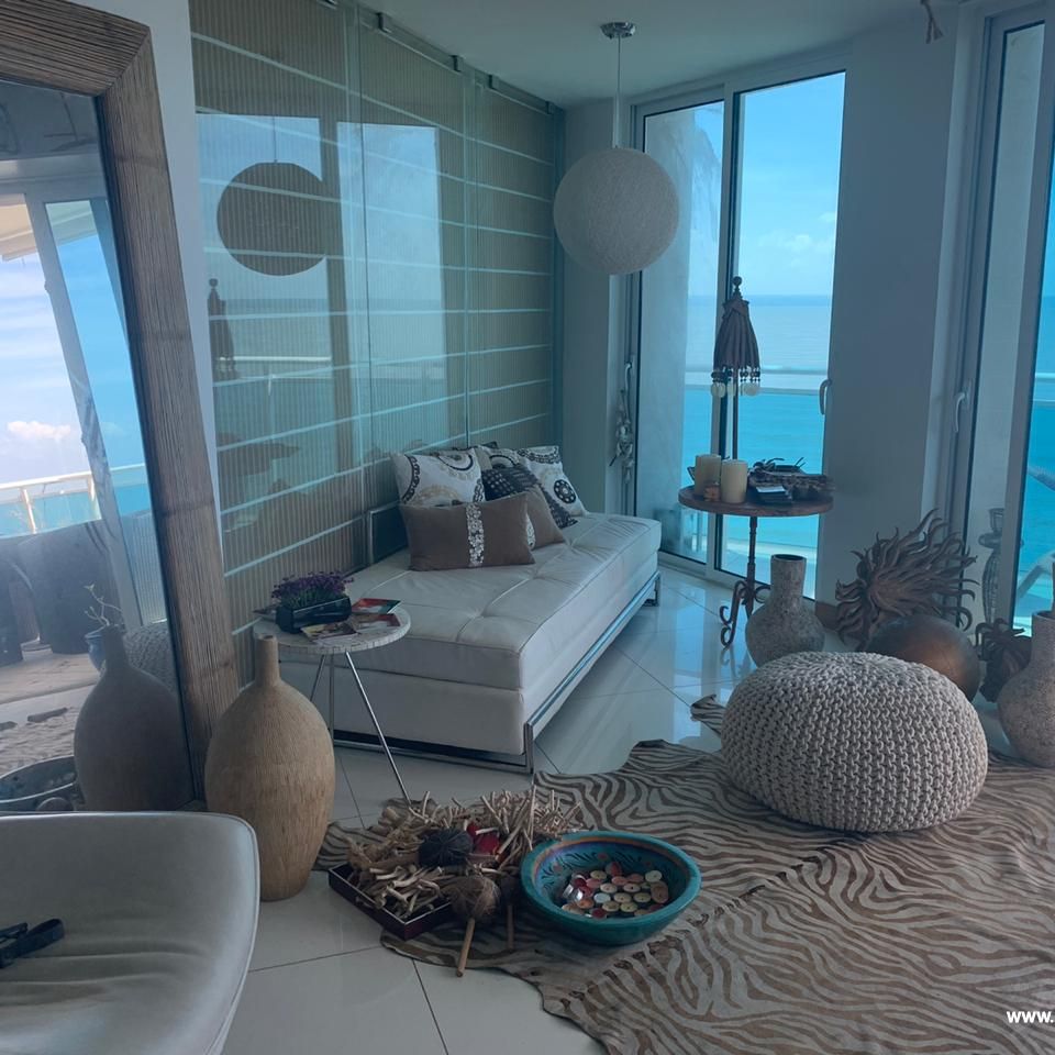 Hermoso apartamento en venta amueblado en el Malecón 455971
