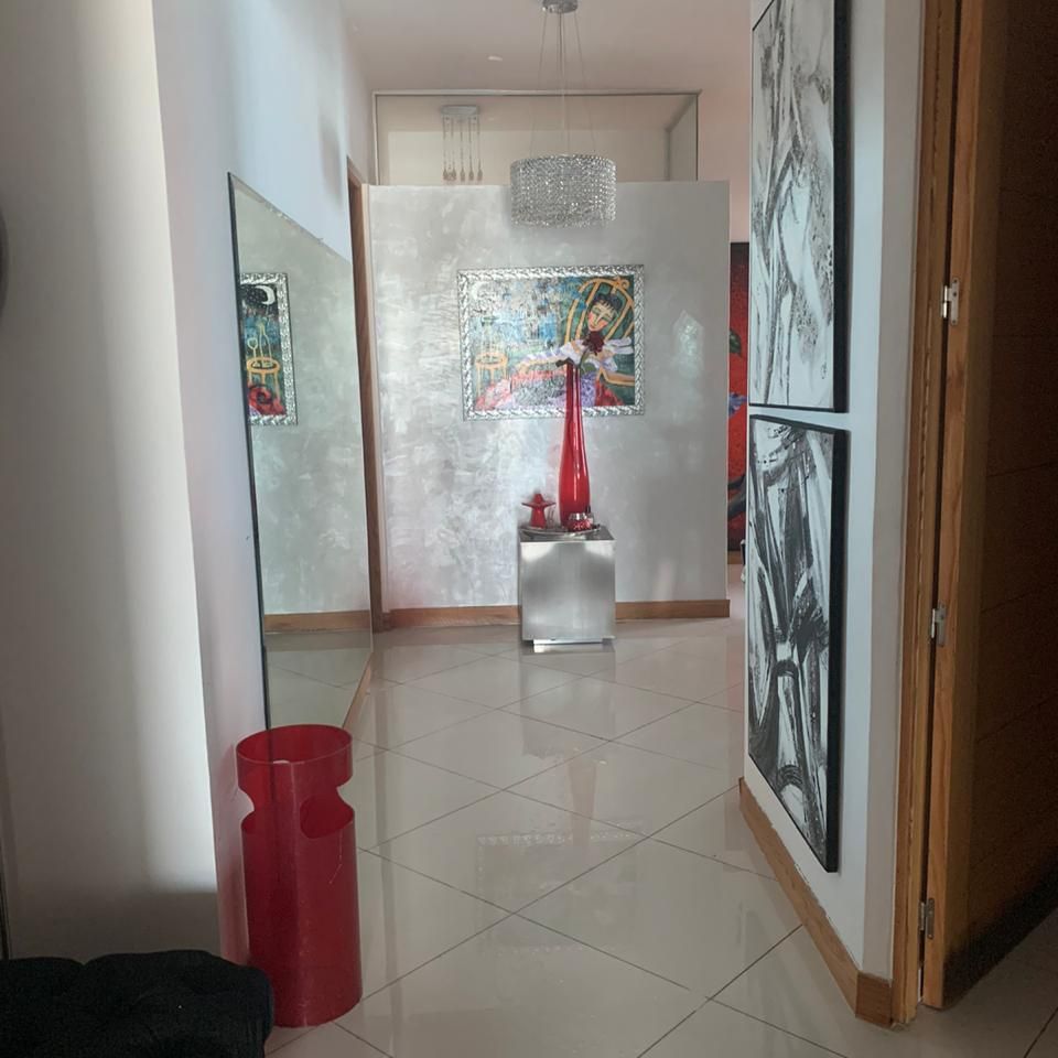 Hermoso apartamento en venta amueblado en el Malecón 455978