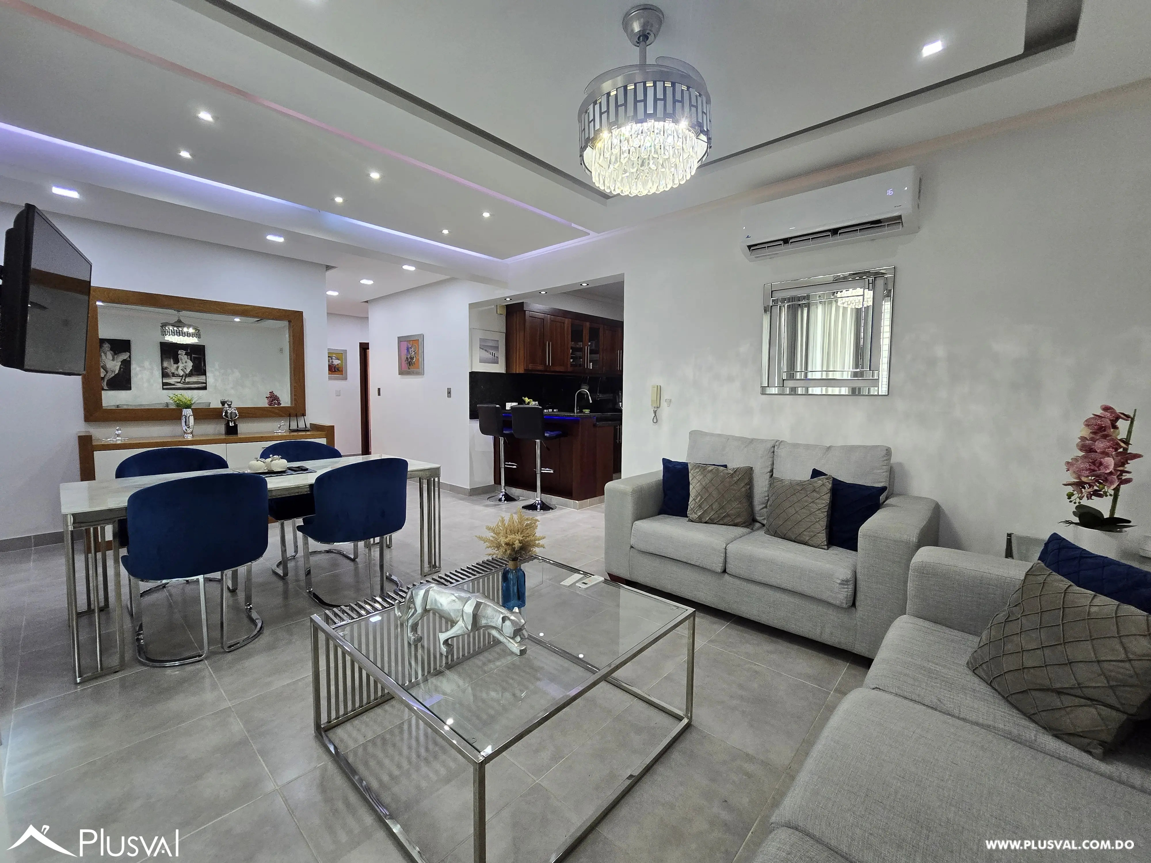 Apartamento en Venta Amueblado, Moderno y con Balcón Privado 530286