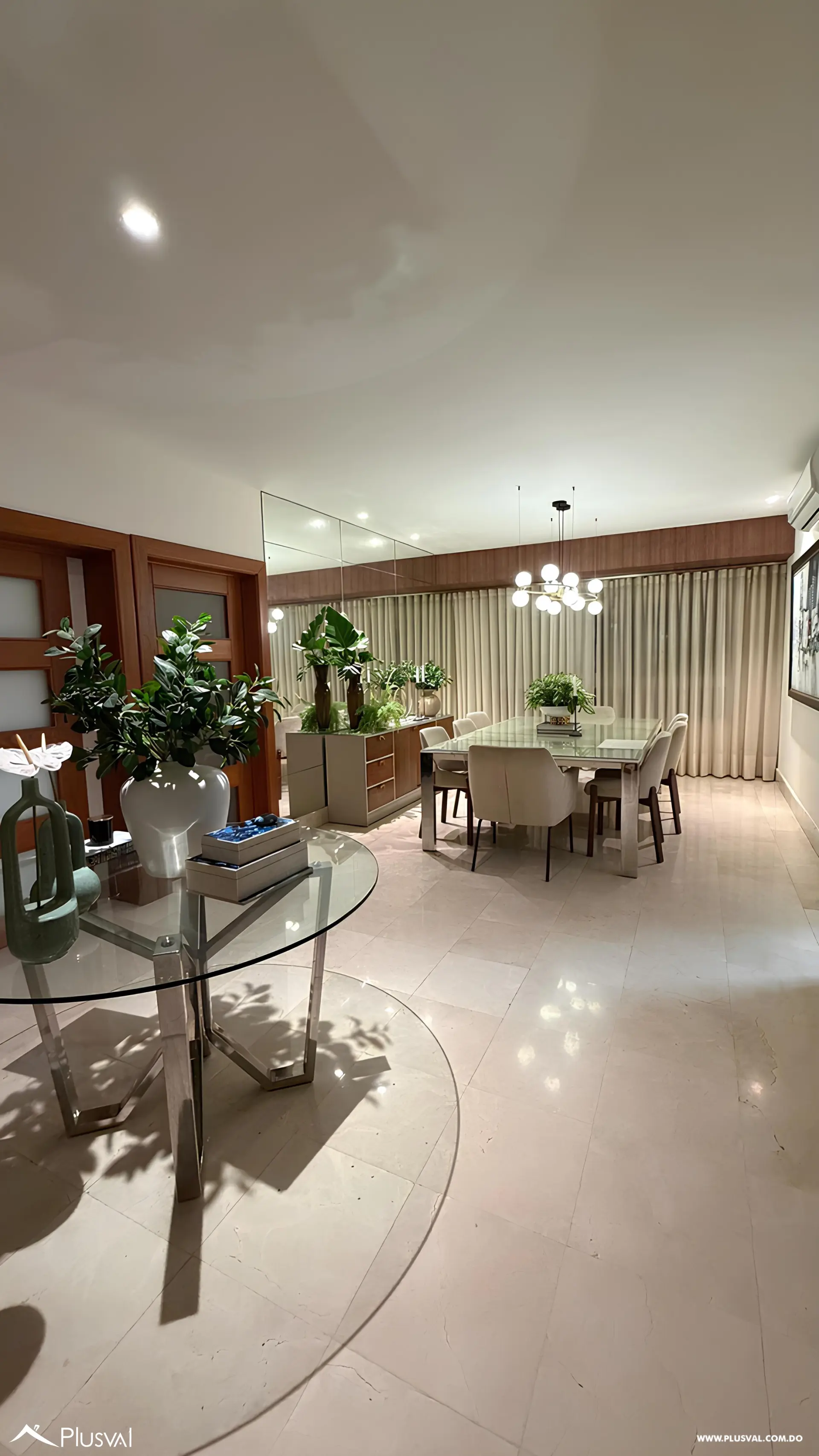 Amplio apartamento en venta de 3 habitaciones. 522020