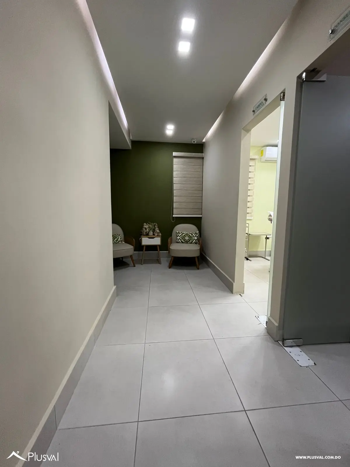 Local equipado para centro de estética en alquiler en Gazcue 467175