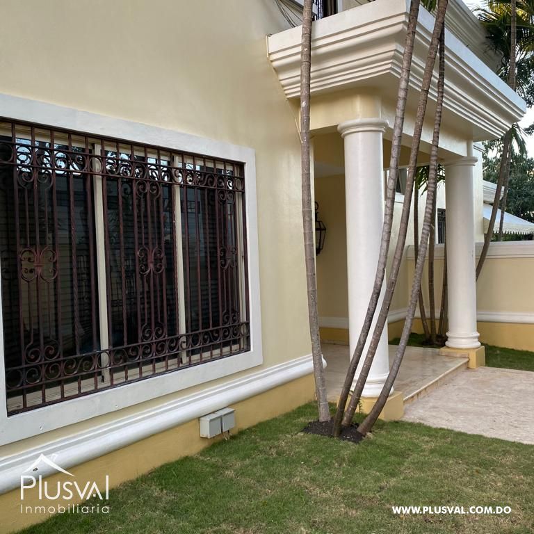 Casa  en las Praderas con excelente ubicación Próximo a la Nuñez de Cáceres 280026