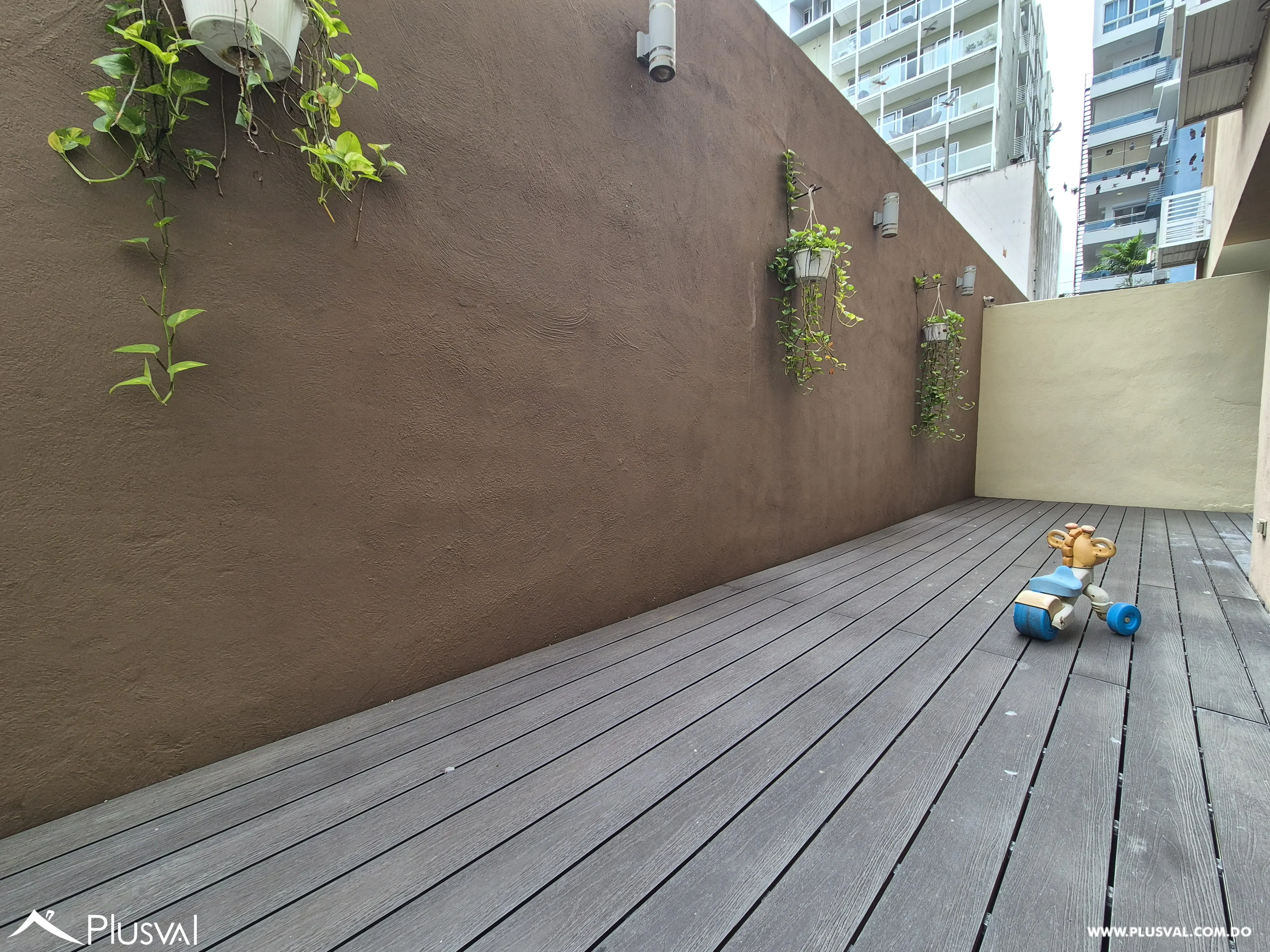 Apartamento en alquiler en Evaristo Morales 521681