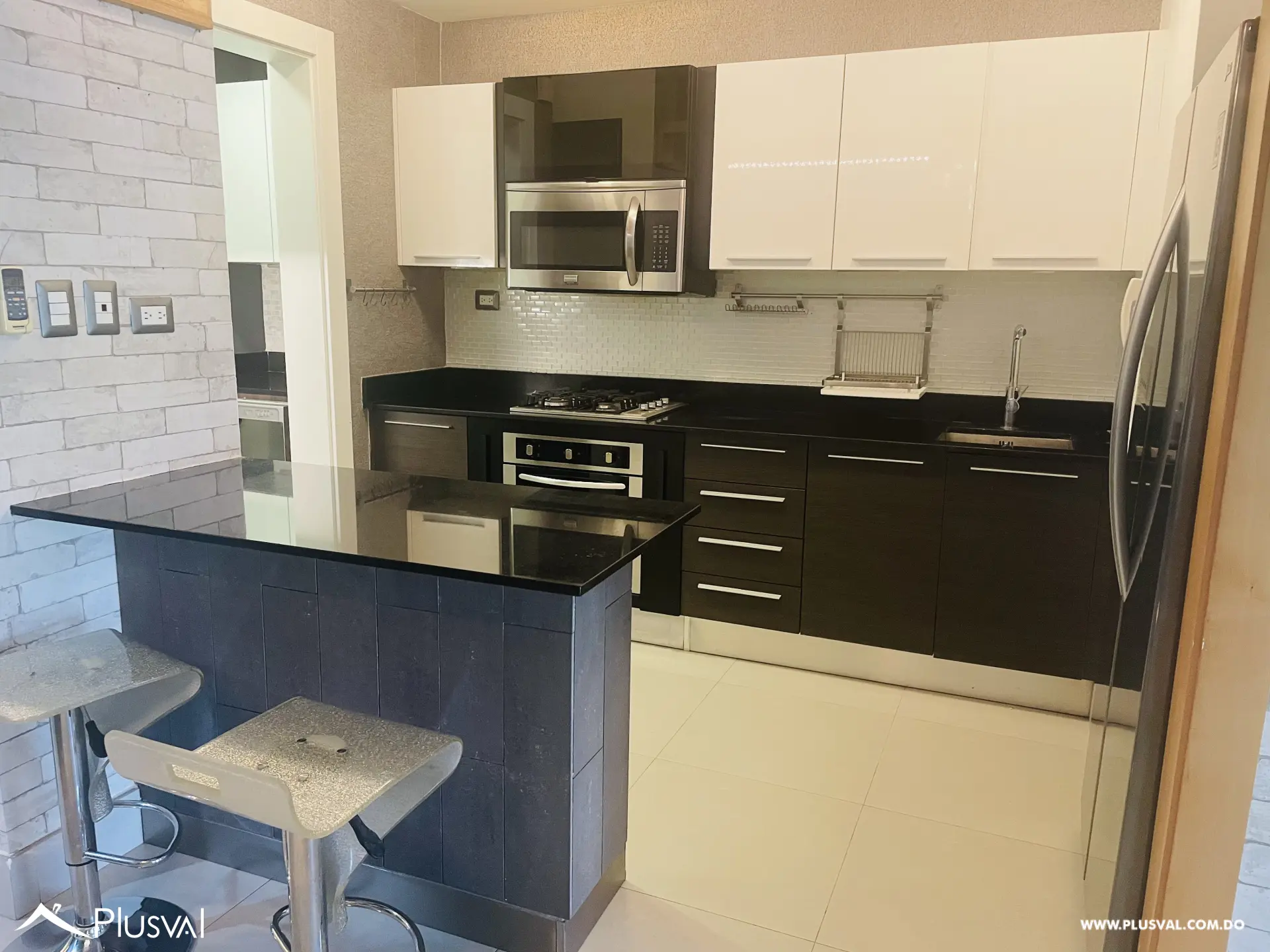 Apartamento Amueblado en alquiler torre moderna 513950