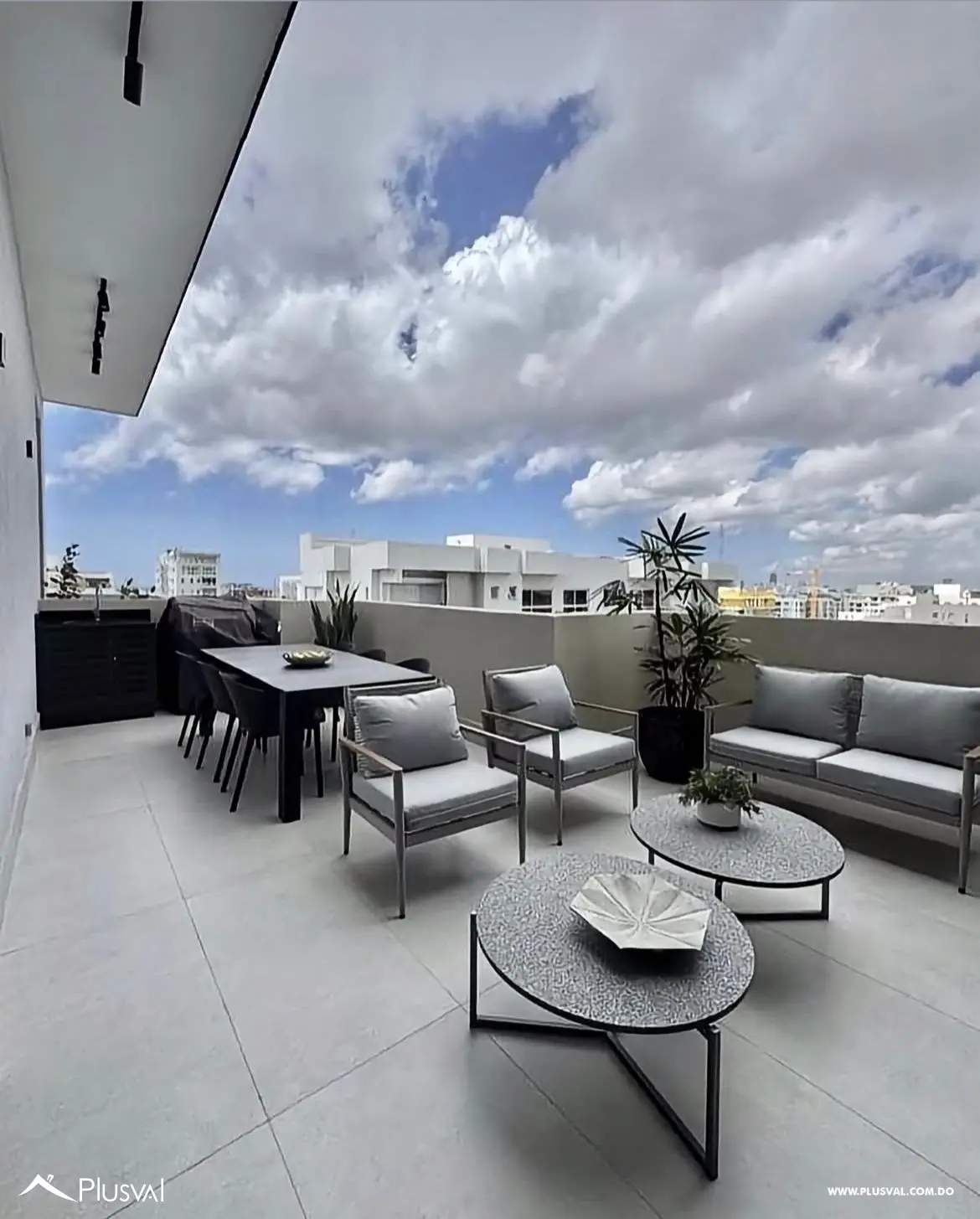 Apartamento en Alquiler de 1 habitación en Torre Nueva de Evaristo Morales 532144