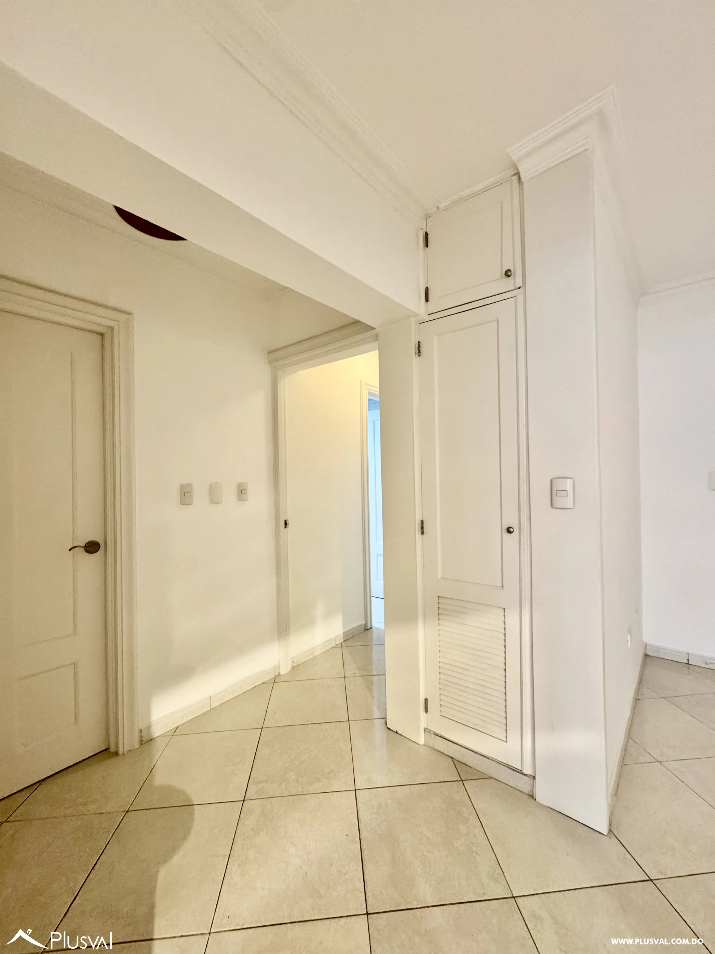 Alquilo Excelente Apto en el Corazon de Naco 482706