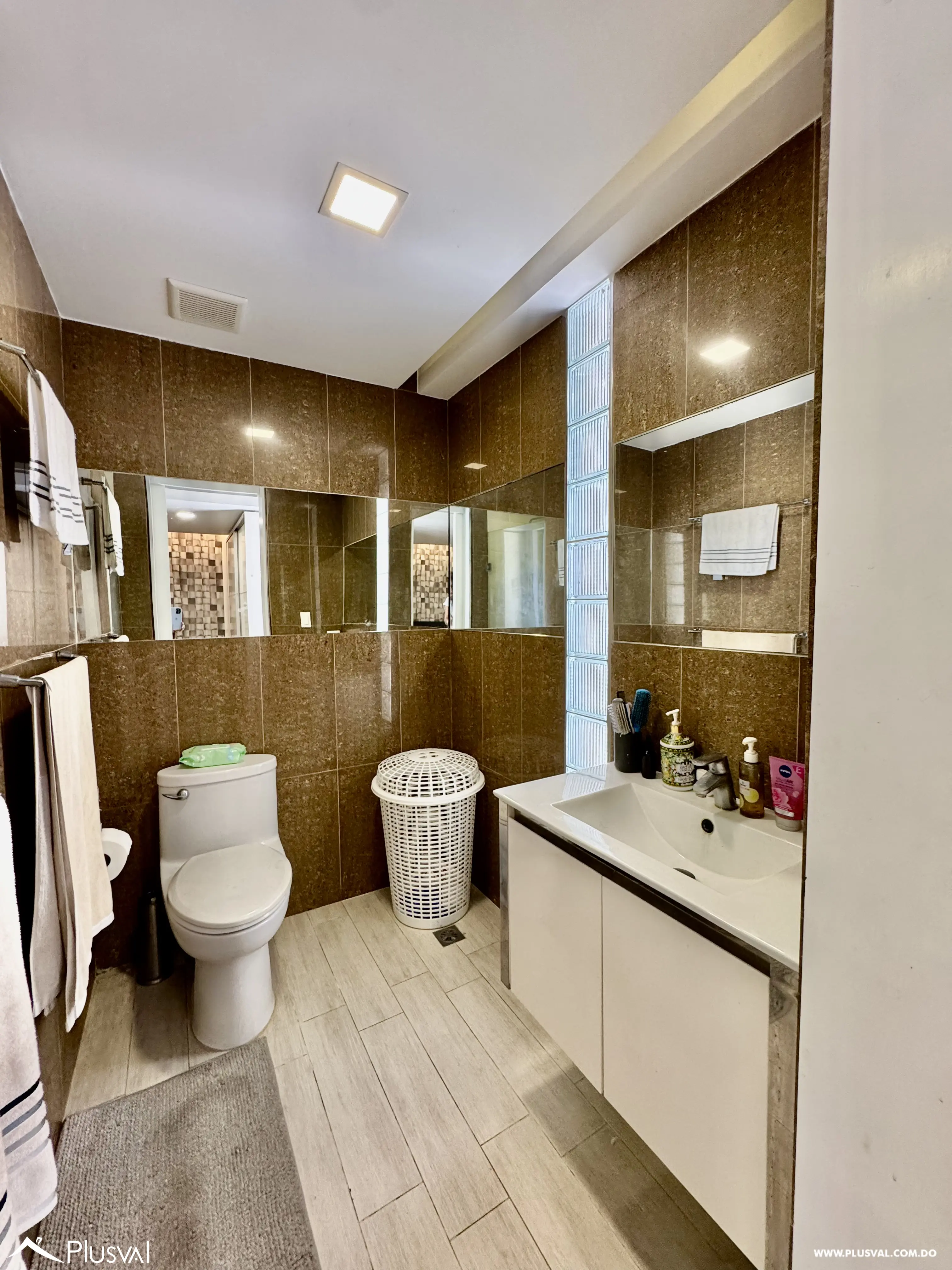 Vendo Hermoso Apartamento en Evaristo Morales 483519