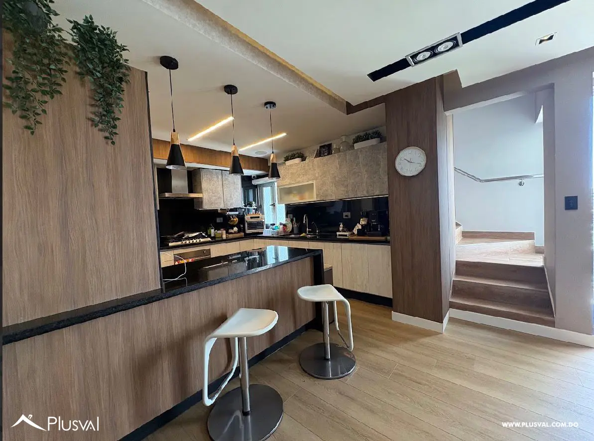 Pent house en venta en Evaristo Morales 499113