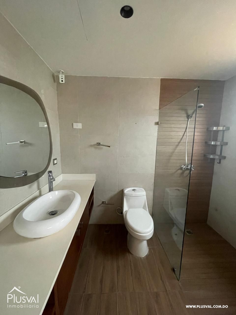 Penthouse de lujo en alquiler en Evaristo Morales 462016
