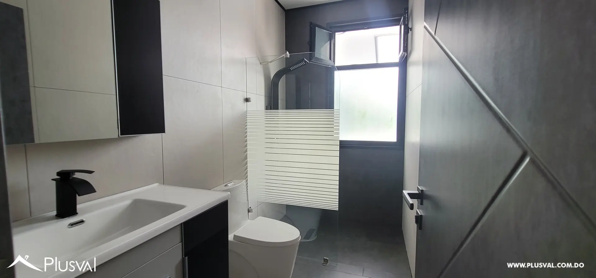 CASA 31 EN CALLE ALMENDRO, PASEO DEL SENDERO 527576