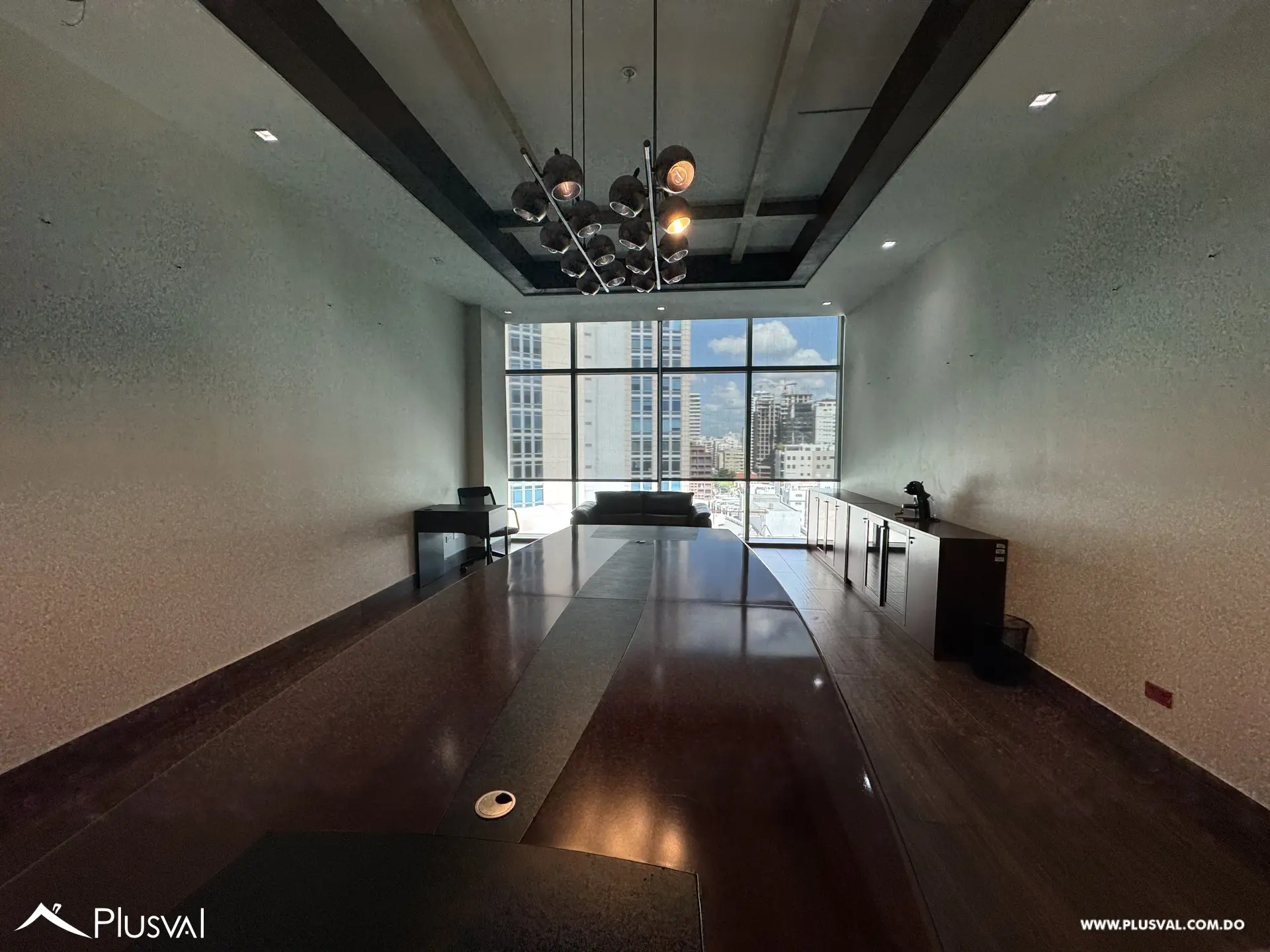 Local en alquiler en corporativo en Piantini 493248