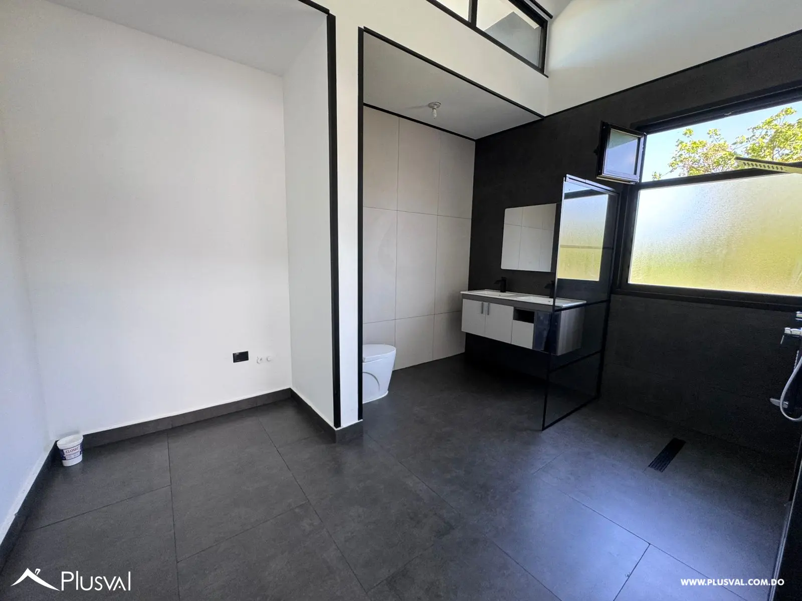 CASA 31 EN CALLE ALMENDRO, PASEO DEL SENDERO 526664