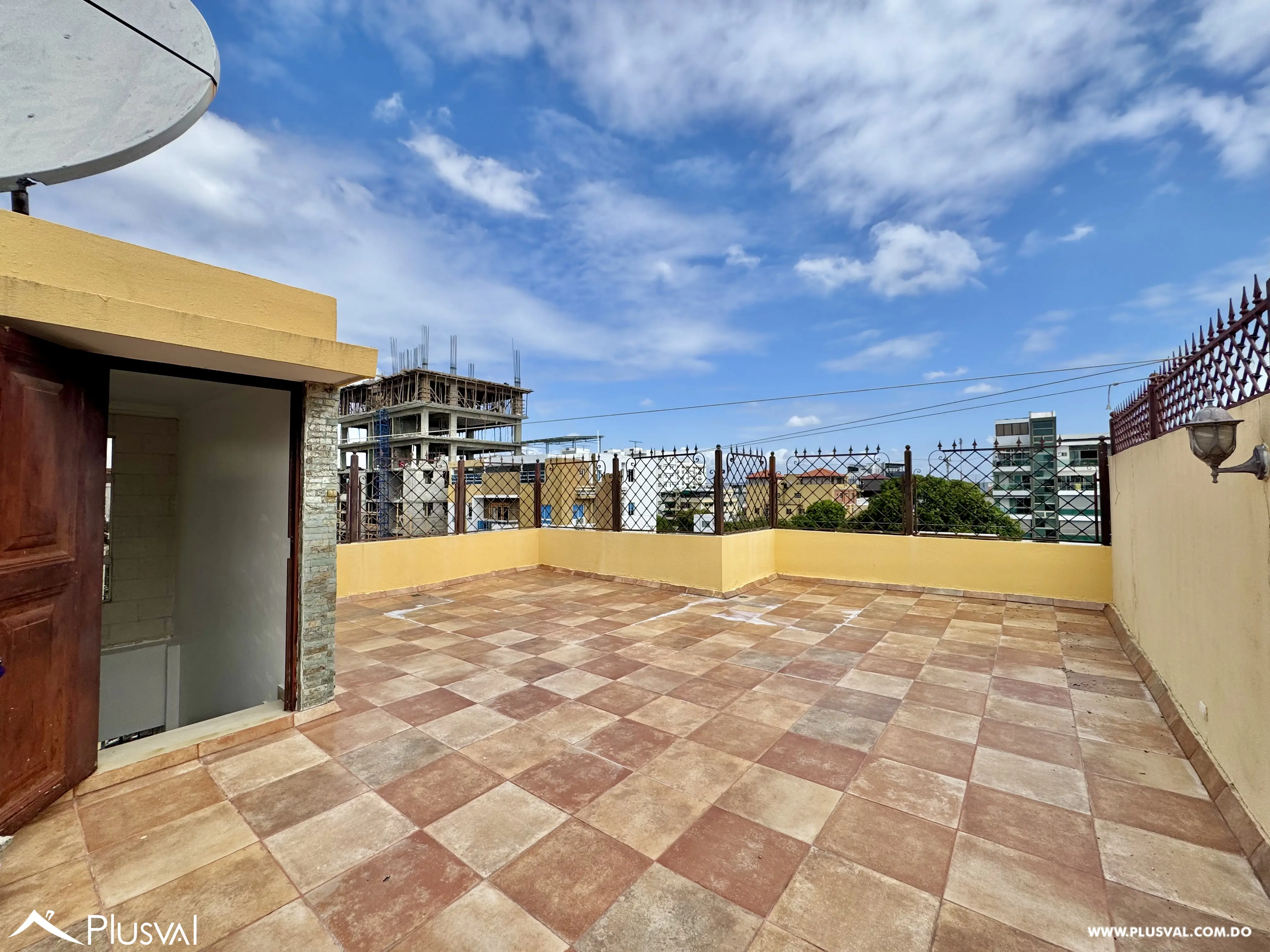 Alquilo Apto Tipo PH de 3 Niveles con amplia Terraza, en Mirador Norte 527644