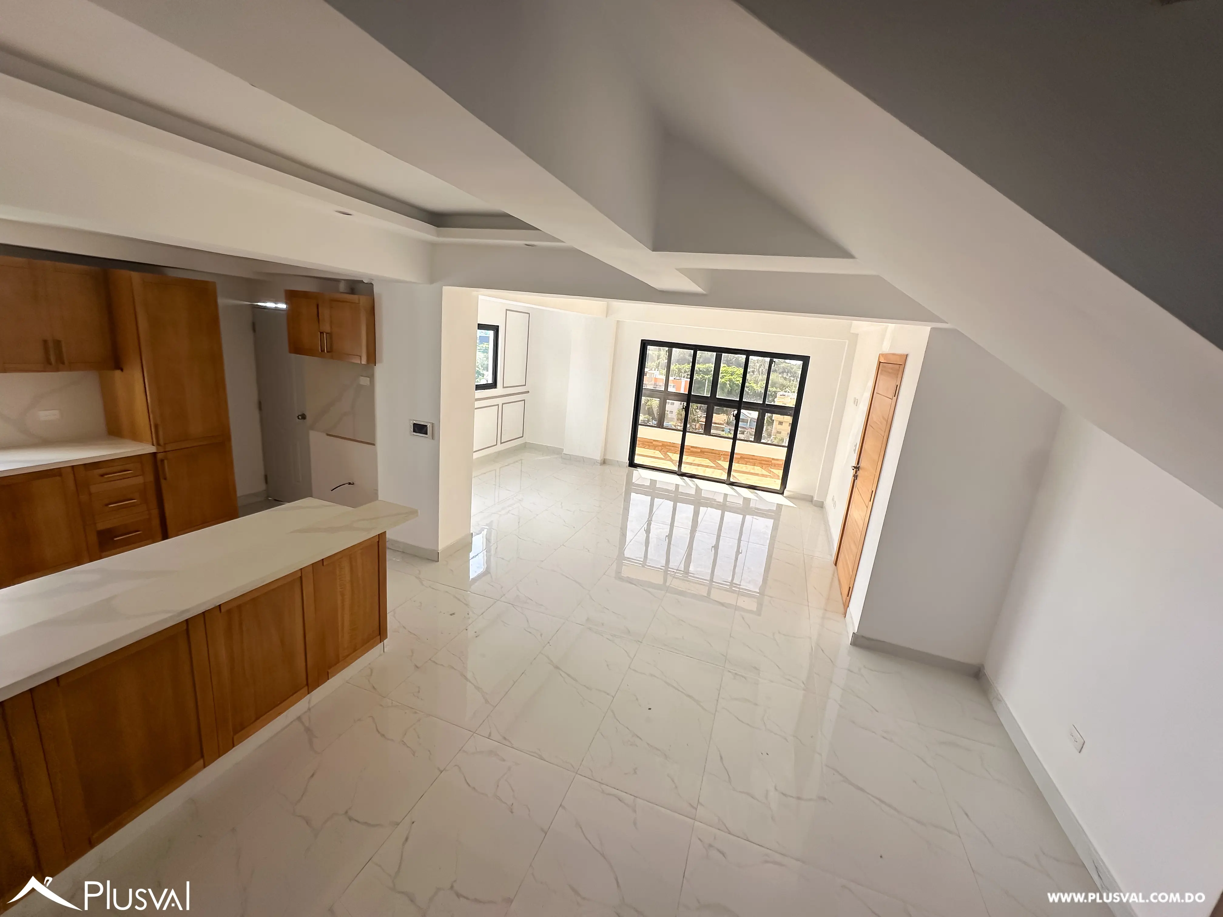 PENTHOUSE ALMA ROSA 496818