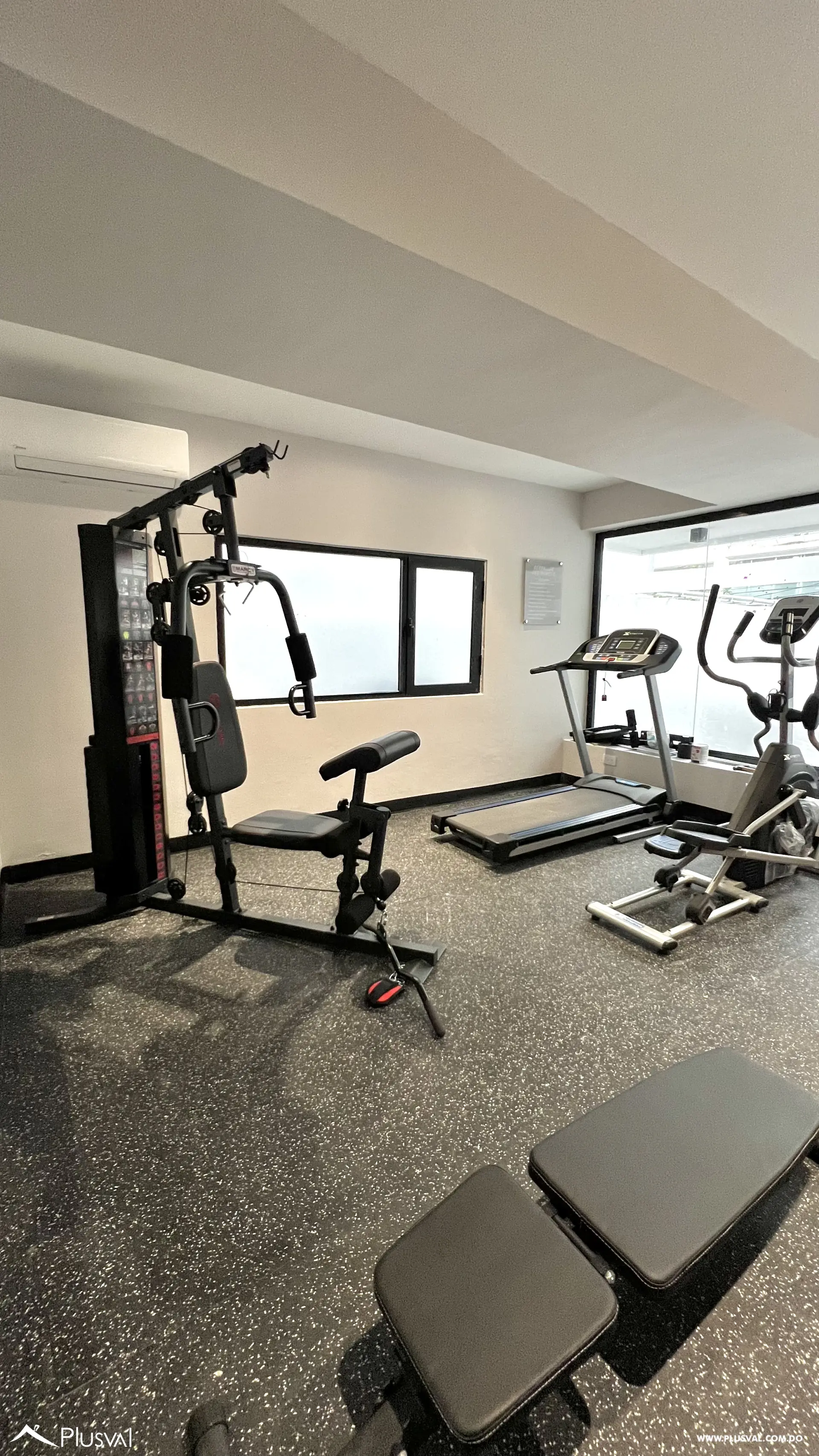 Apartamento de una habitación con linea blanca en Serralles 457691