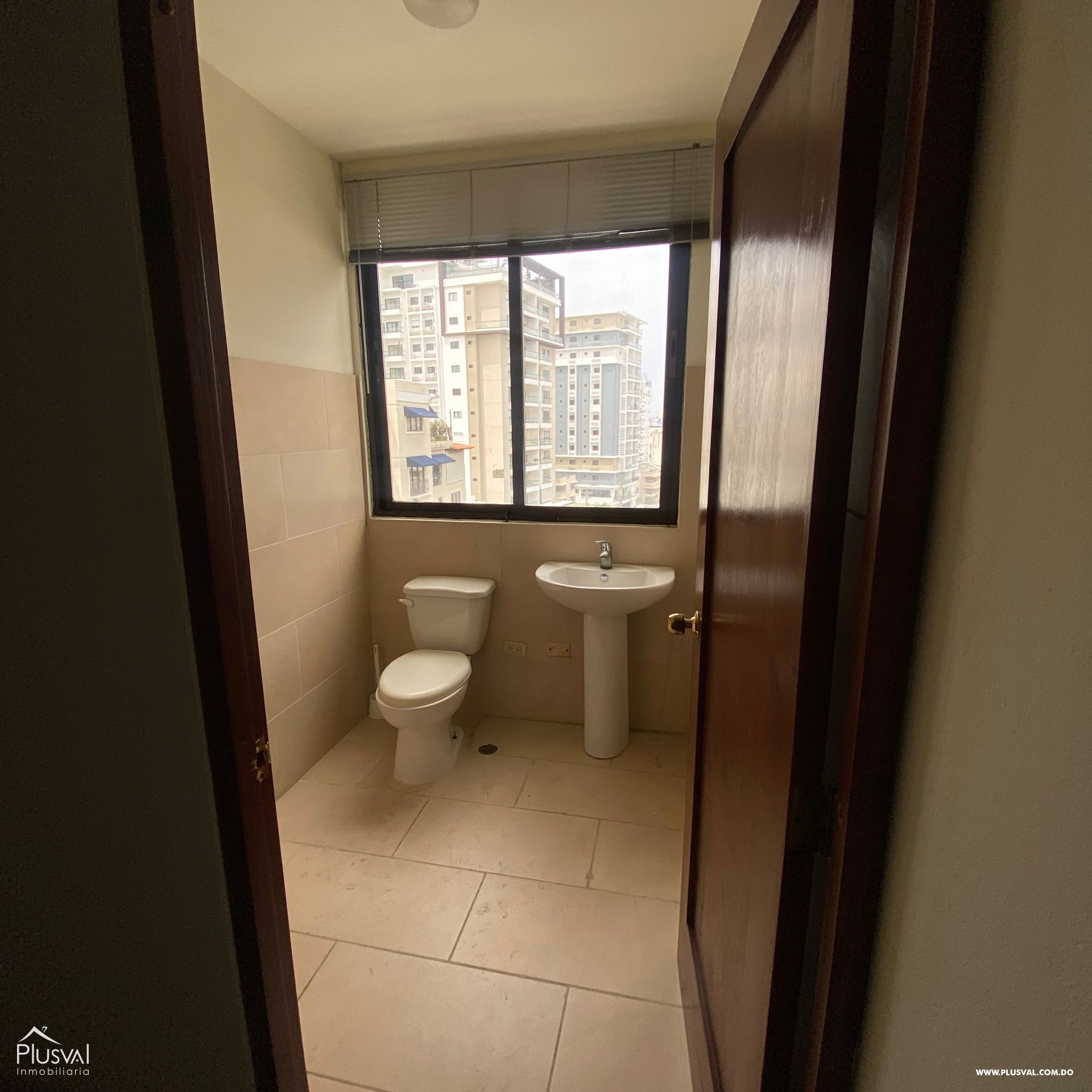 Local Comercial/Oficina Corporativa en Alquiler en Piantini 286101