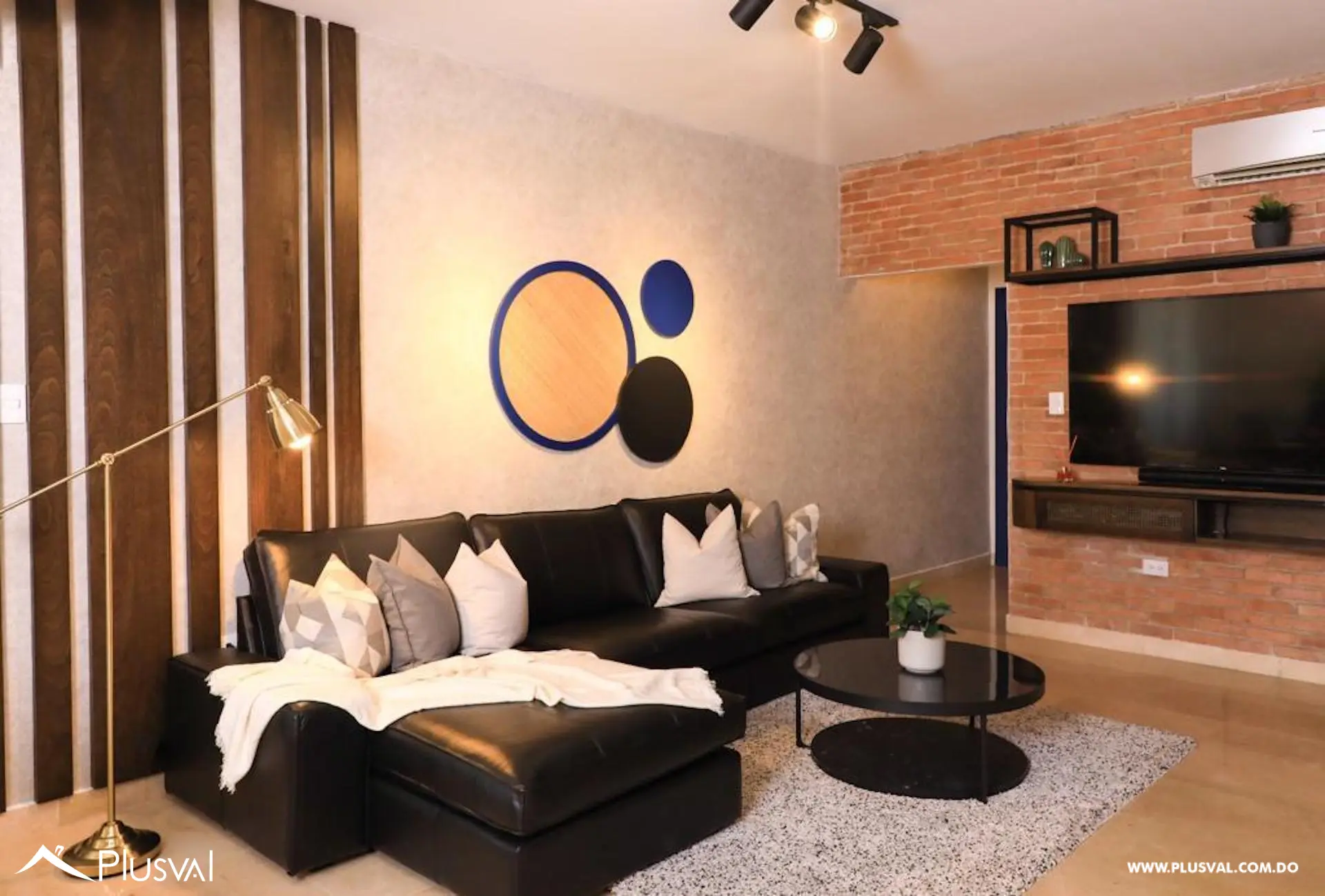 Moderno Apartamento de 2 Habitaciones en Bella Vista 504388