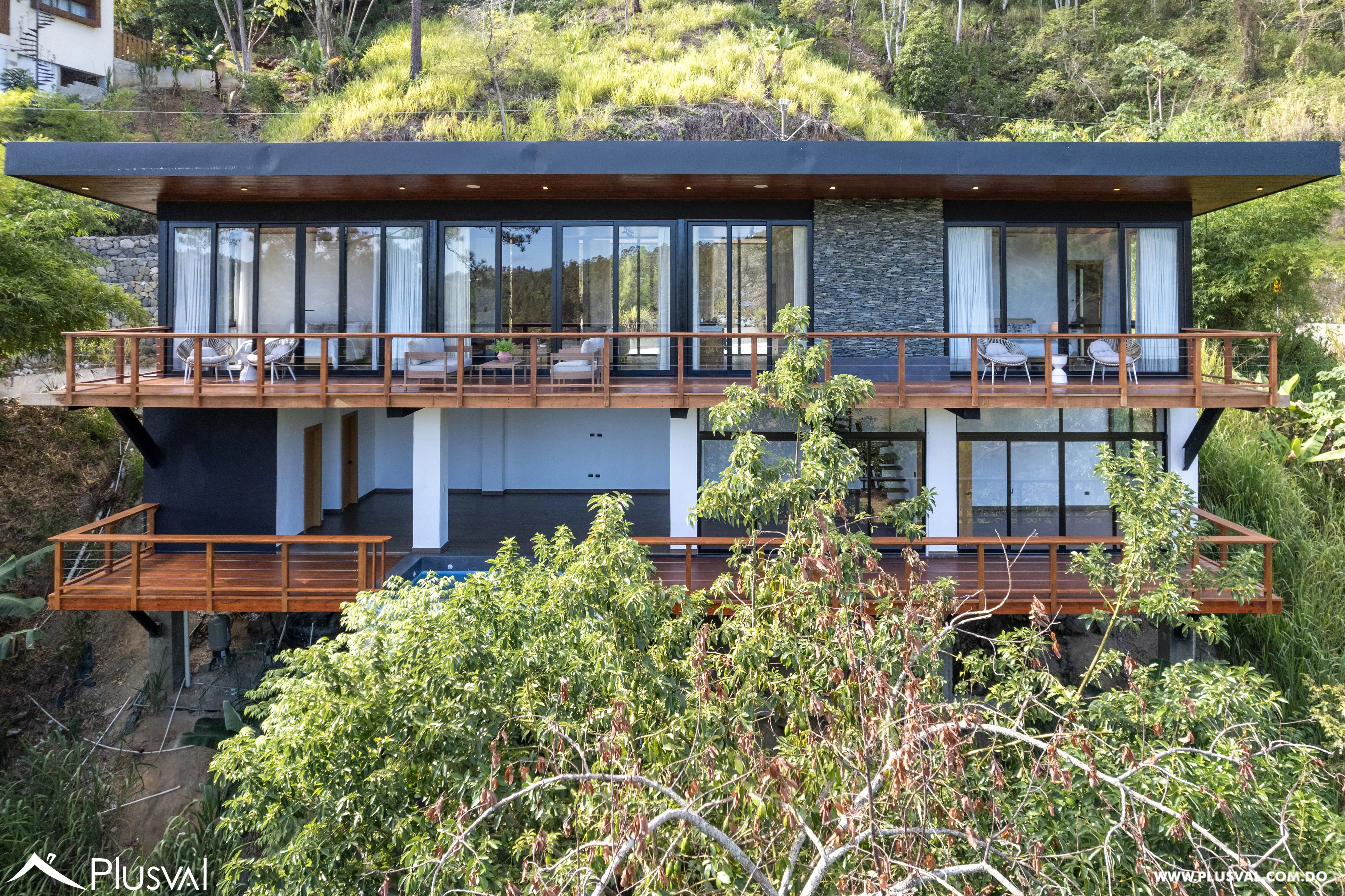 Villa de 2 niveles en Jarabacoa en venta a estrenar 530493
