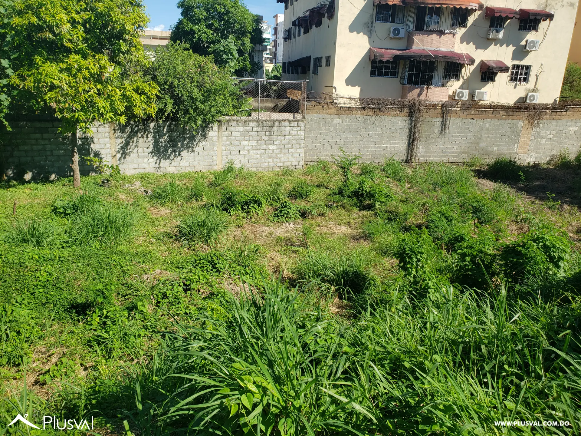Venta de Solar en Santo Domingo Este. 475950