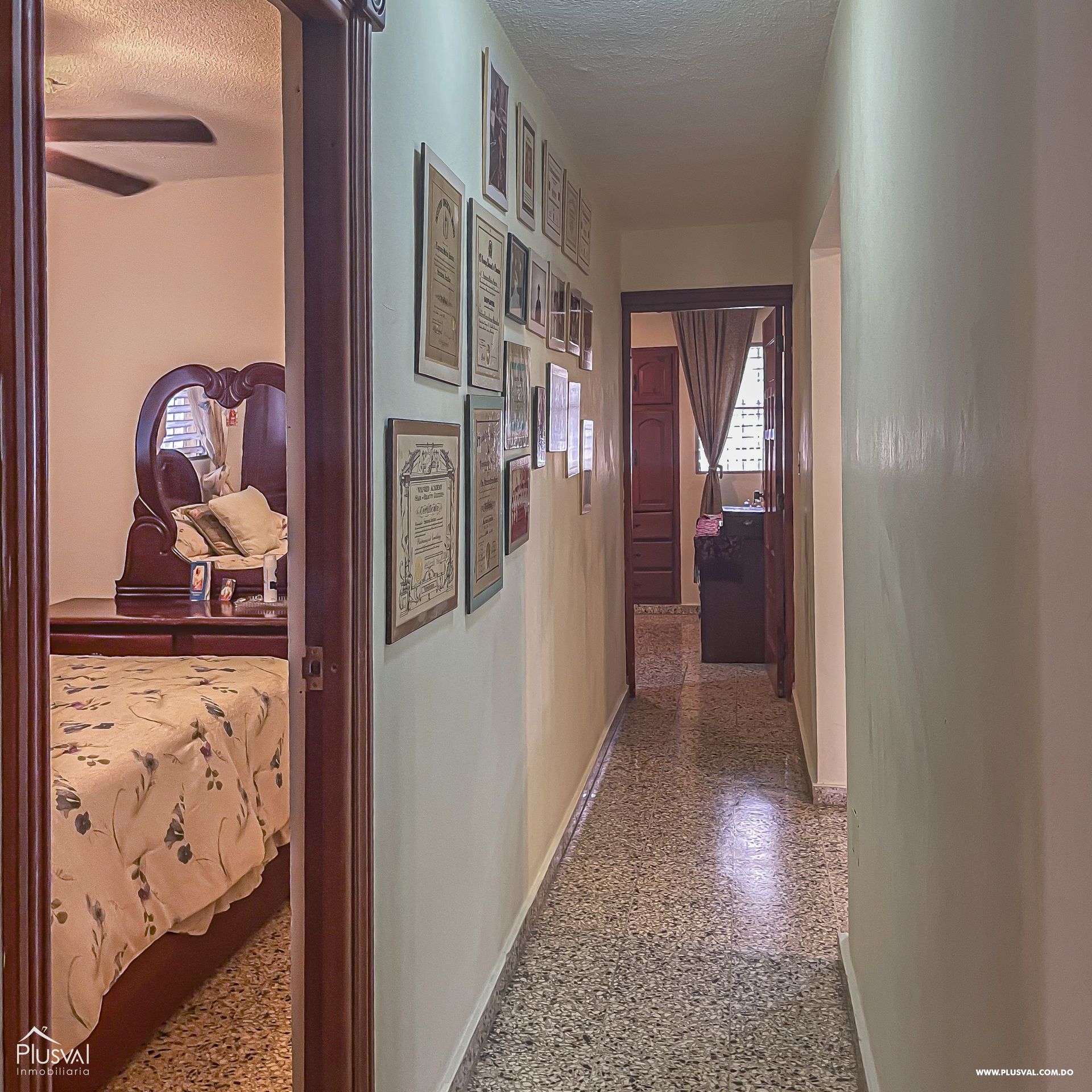 Edificio Residencial con 2 niveles 186476