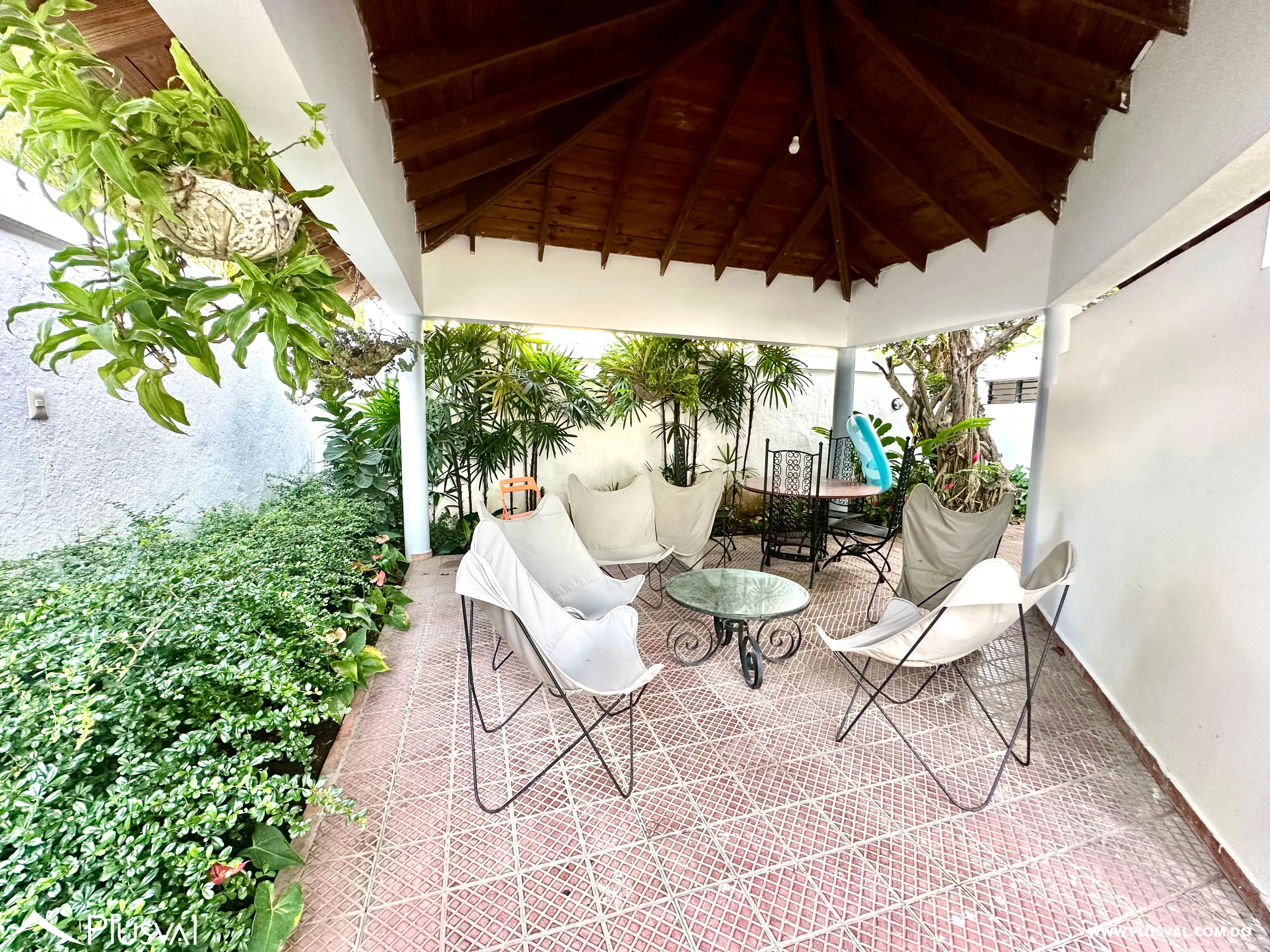 Apartamento de 3 habitaciones en Evaristo Morales 525964