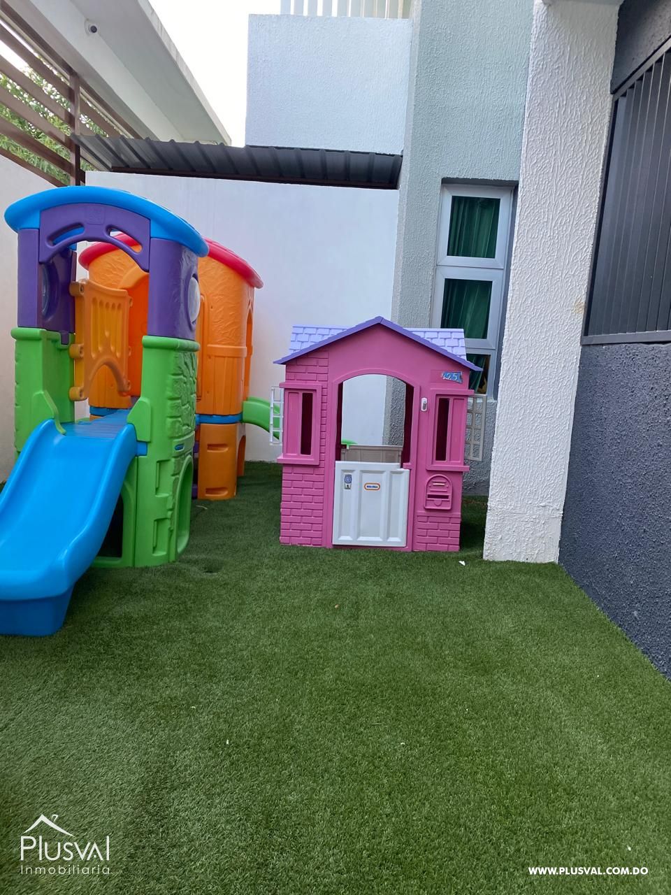 Apartamento en Venta Ubicado en la Urb.Thomen con Impresionante Vista a la Cuidad 467807
