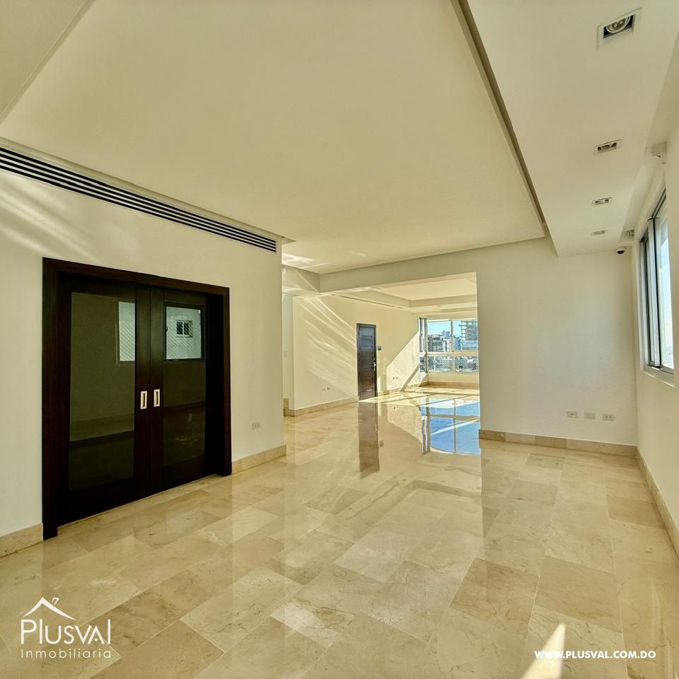 Exclusivo PentHouse  de 3 niveles en el Corazón de Piantini 394138