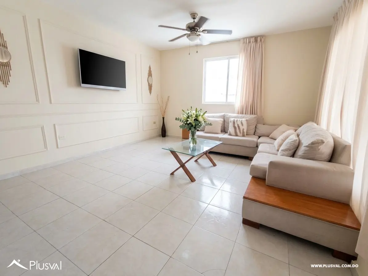 CASA GRANDE EN VENTA  EN EL CENTRO DE BOCA CHICA, IDEAL PARA INVERSION O VIVIR 529885