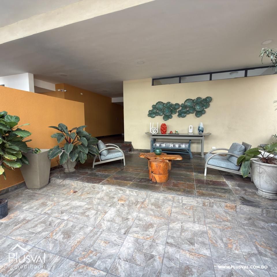Alquiler en moderna torre en Evaristo Morales 481906
