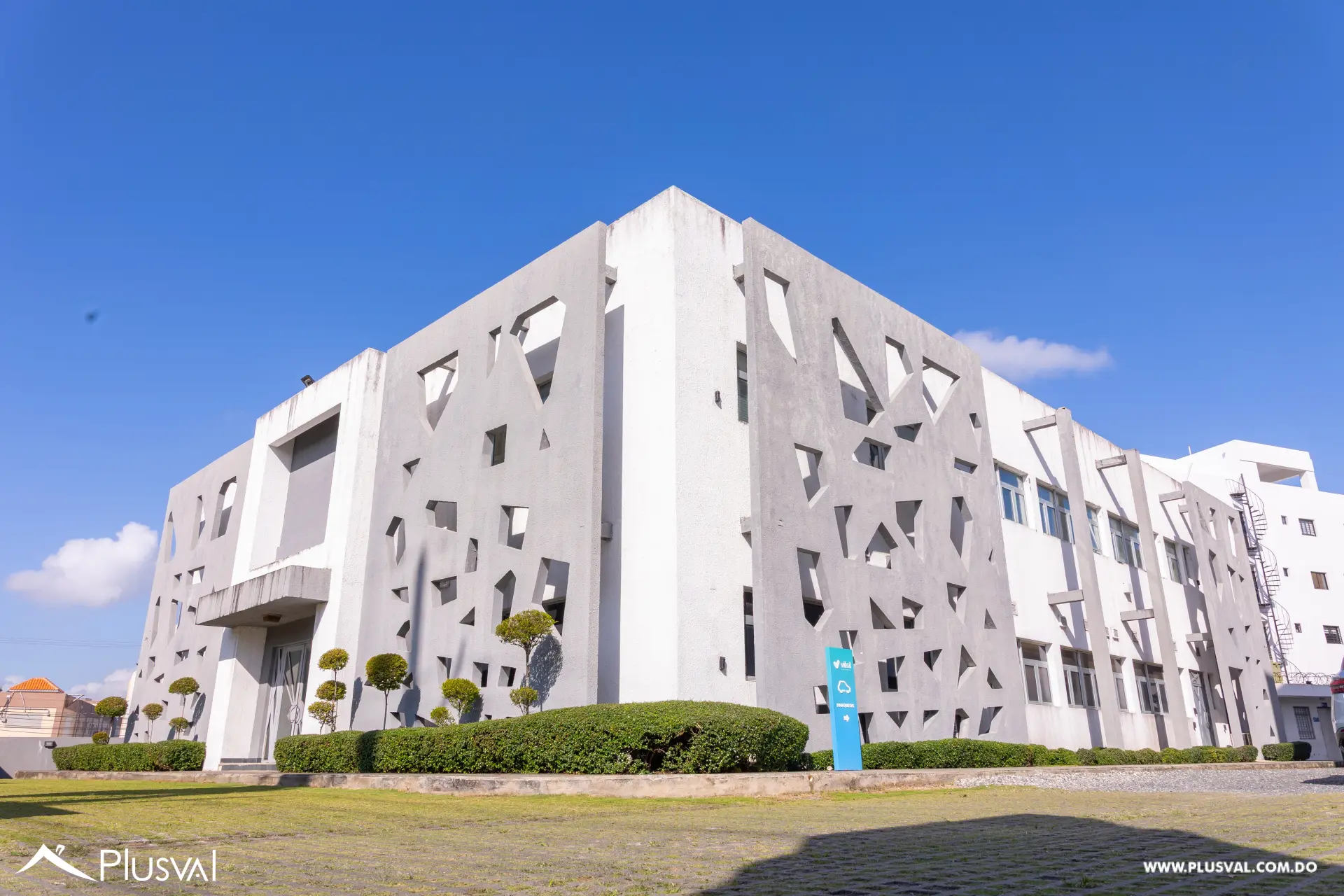 Edificio Comercial En Alquiler 494941