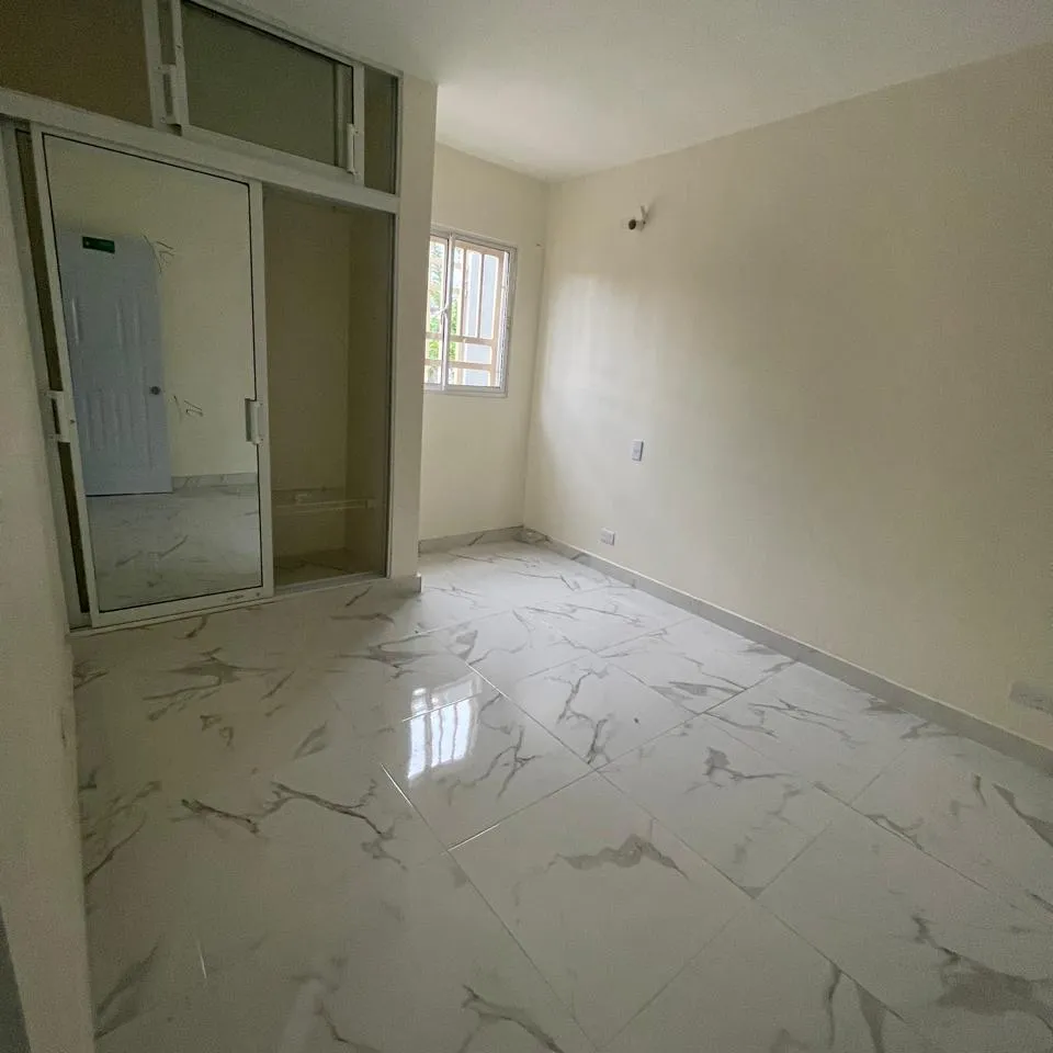 Edificio Residencial de Inversión en Bonao con 10 Apartamento y Oficina Administrativa. 445025