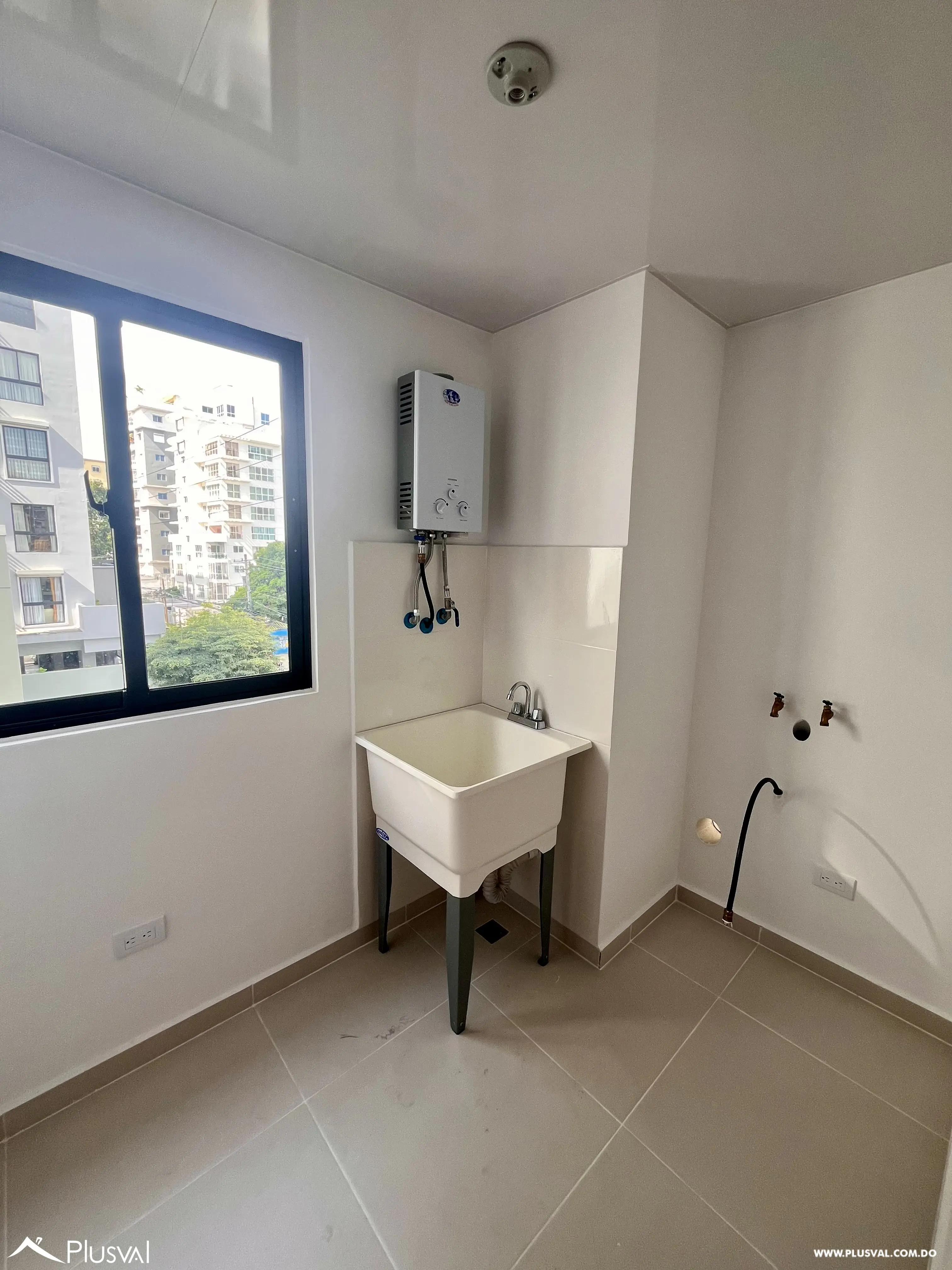 Apartamento en alquiler en Evaristo Morales 481626
