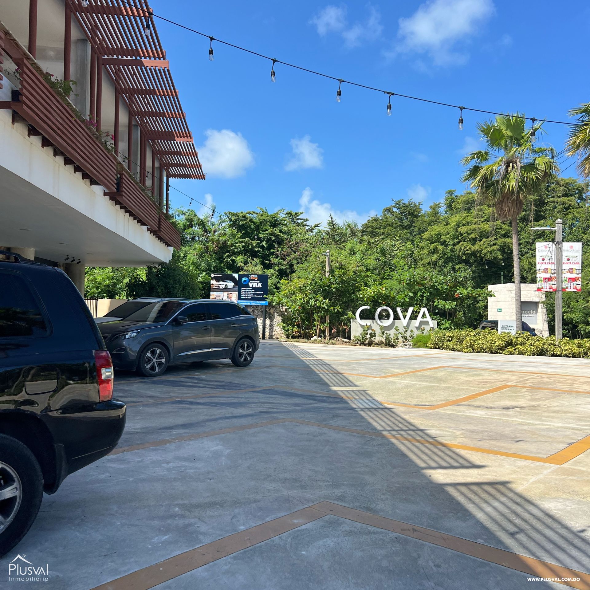 Local comercial en primer nivel Ave Barcelo Punta Cana 401402