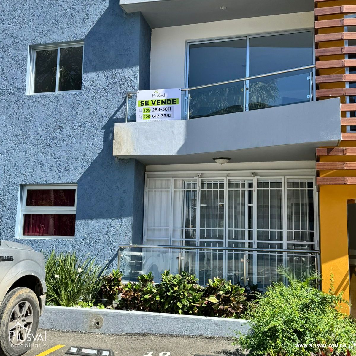 Excepcional Apartamento en exclusivo sector y privado con la privacidad y un encantador patio en el Segundo nivel, Estilo terraza en Santiago 340709