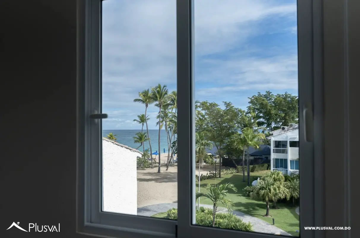Penthouse de 3 Habitaciones en Primera Línea de Playa – Playa Dorada 529542