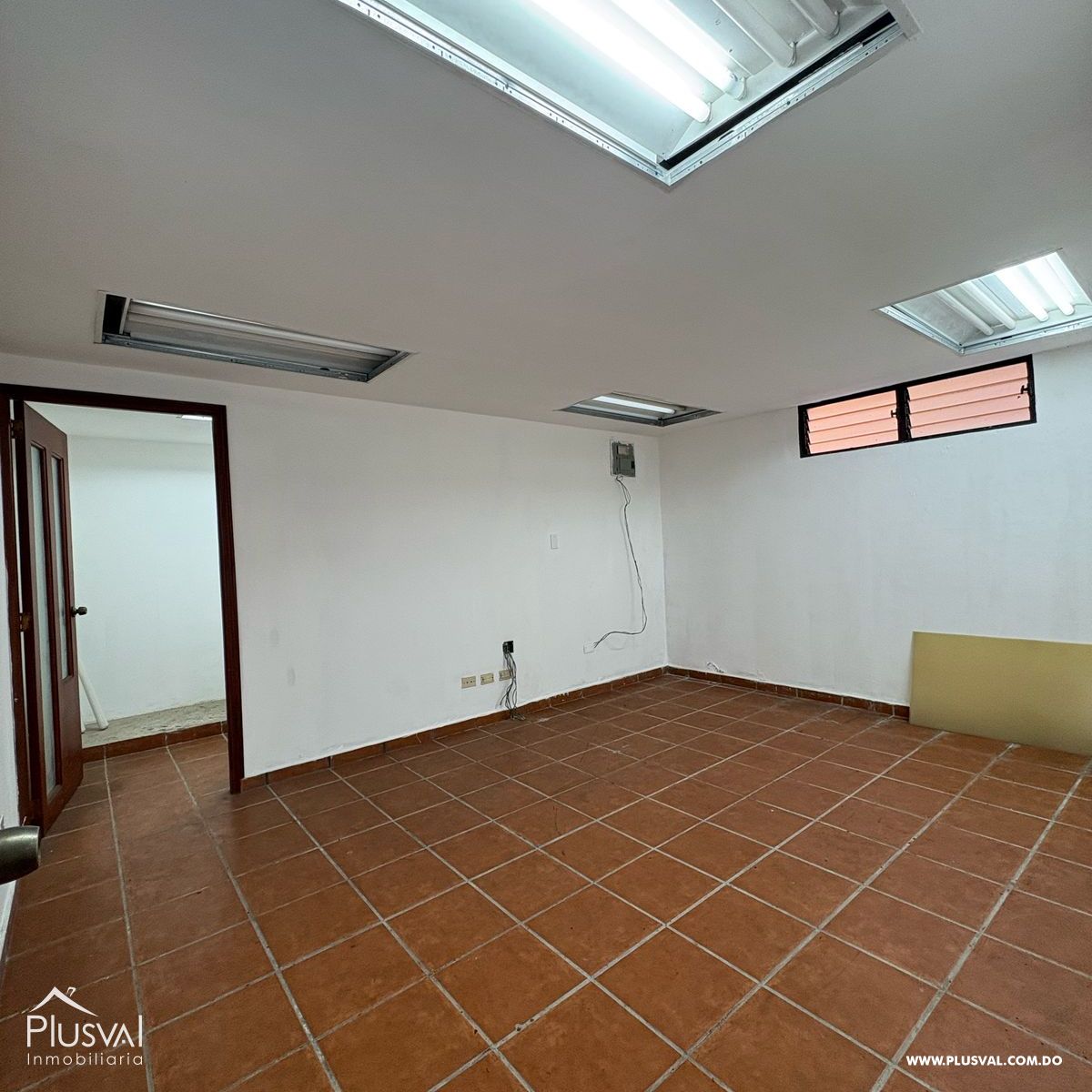 Local de Primer Nivel ideal para almacenamiento 423173