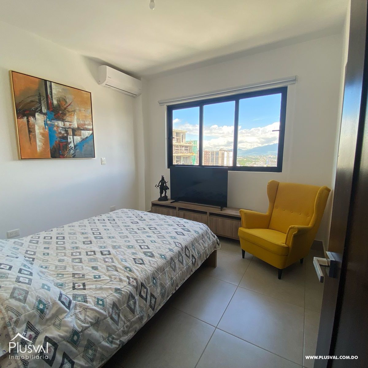 Apartamento en alquiler en La Esmeralda 372733