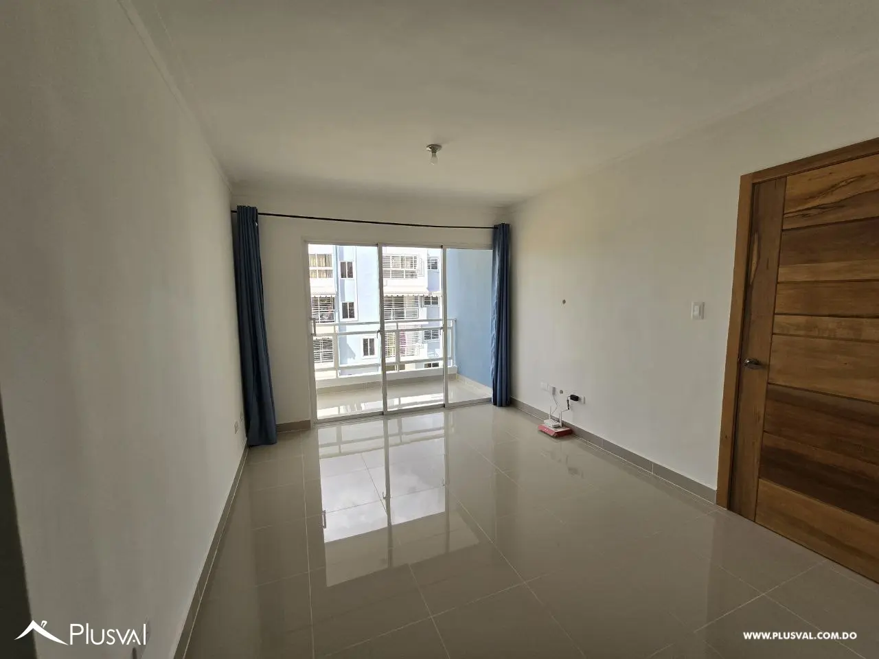 Amplio Apartamento en venta de 3 habitaciones 452022