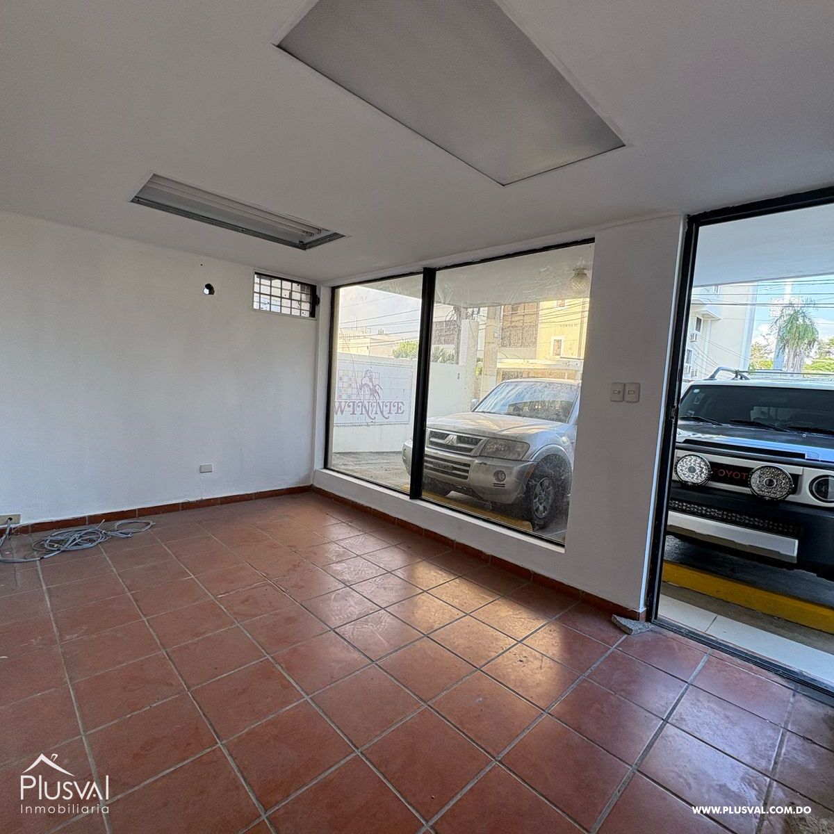 Local de Primer Nivel ideal para almacenamiento 423174