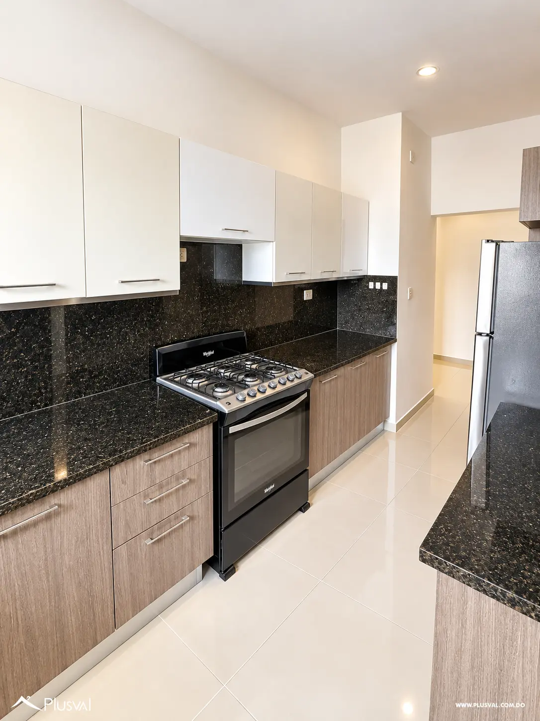 Apartamento de 2 habitaciones en alquiler en Evaristo Morales 533727